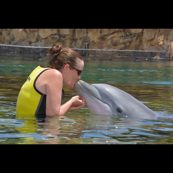 Meet your Posher, Trish - Picture 1 of 4